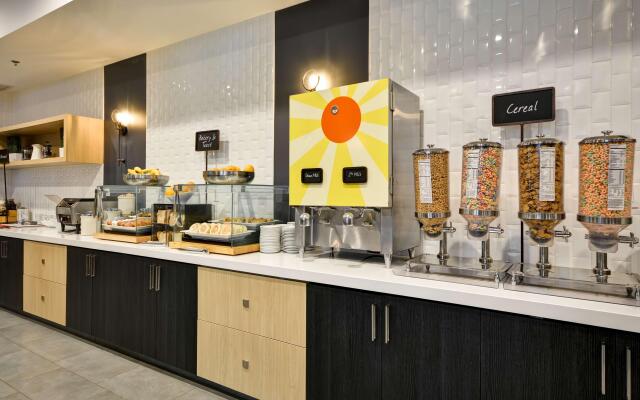 Embassy Suites by Hilton Charlotte