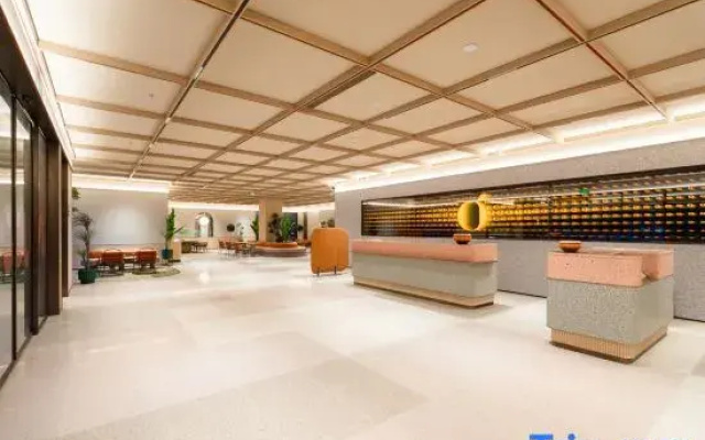 Orange Hotel (Foshan Pingzhou Yingyue Lake Huanyu City)