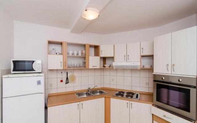 Apartments Plavac Mali