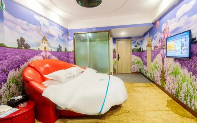 Lily Hotel ( Yangxi West Lake )