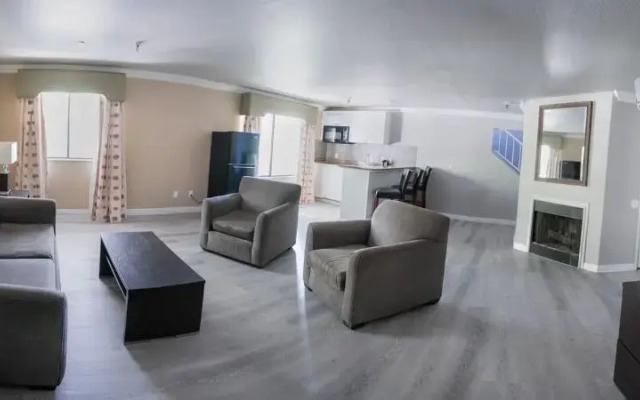 Alexis Park Resort