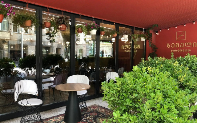 Hotel Zemeli