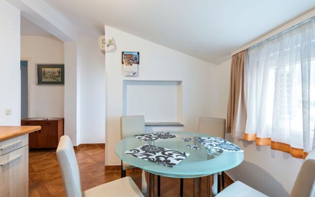 Scenic Apartment in Zadar With Terrace