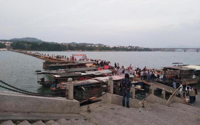 7Days Premium Ganzhou Bus Station Branch