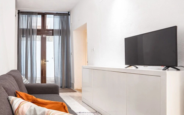 Melissa - 150m From the Beach - A2