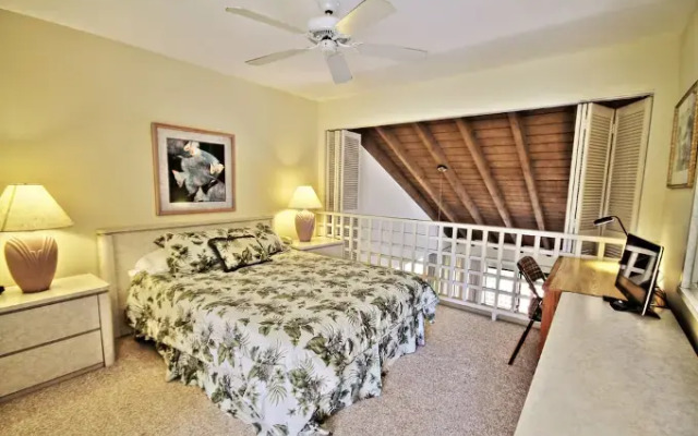 Maui Kamaole by Maui Condo and Home
