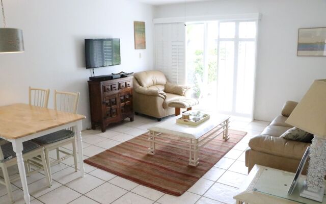 Jamaica Royale 017 - 1 Br Condo