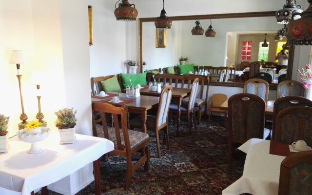 Hotel Zum Studio