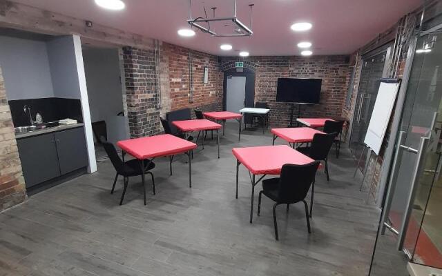 Potbank Aparthotel