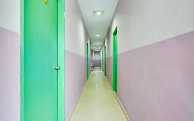 OYO 89590 Hotel Foong Inn