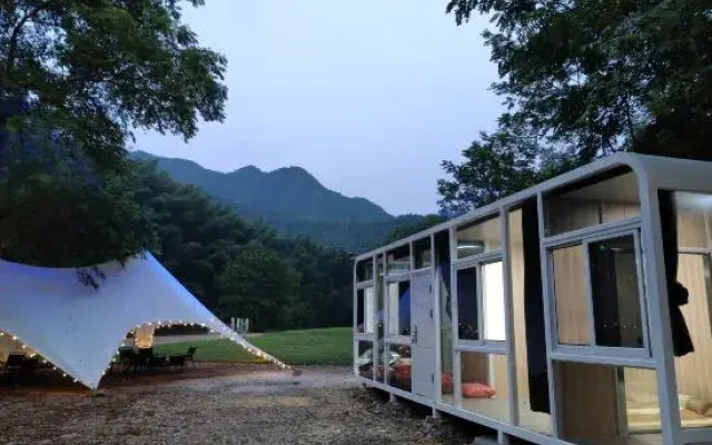 Moon Lake Firefly Camping Base (Moon Bay Scenic Area)