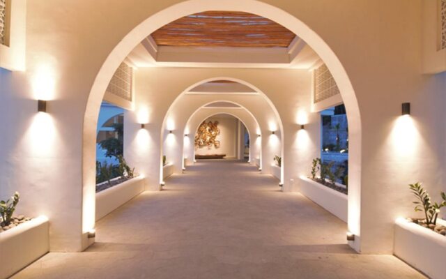 Royal Avila Boutique Resort