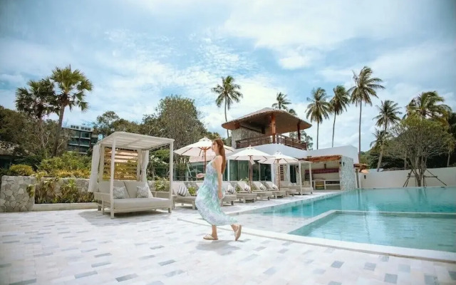 Luxtalay Khanom Hotel