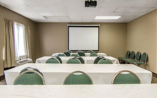 Quality Inn & Suites Wilson I-95