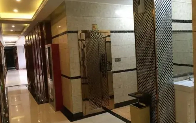 Shucheng Huihuang Business Hotel