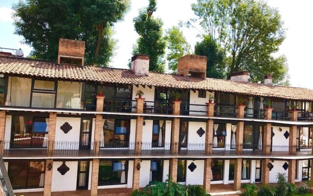 Hotel Los Arcos