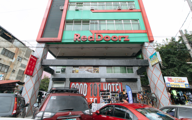 RedDoorz near Quiapo Church Manila
