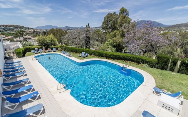 AP149 -Townhouse with pool and roof terrace