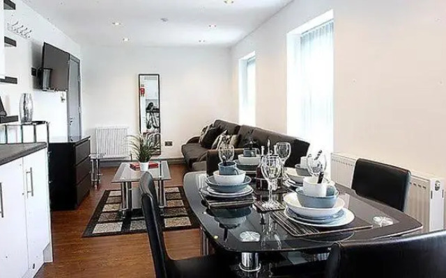 Vibrant Northern Quarter Apartment sleeps 6