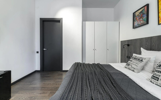 Sergeew Apartments (Сергеев Апартментс)