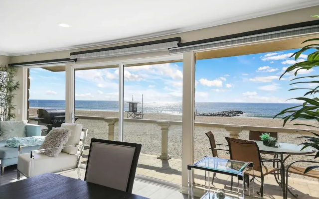 Upper Beach Front Escape Unit B