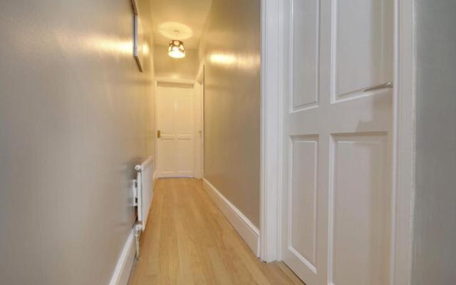 HILLTOP PLACE SUITES near MEADOWHALL