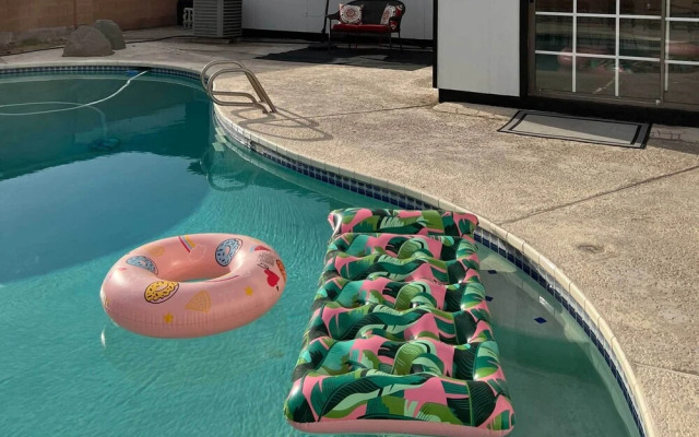 Stylish & Central Mesa Home With Private Pool!