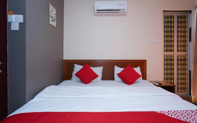 OYO 1094 Q One Hotel Dengkil