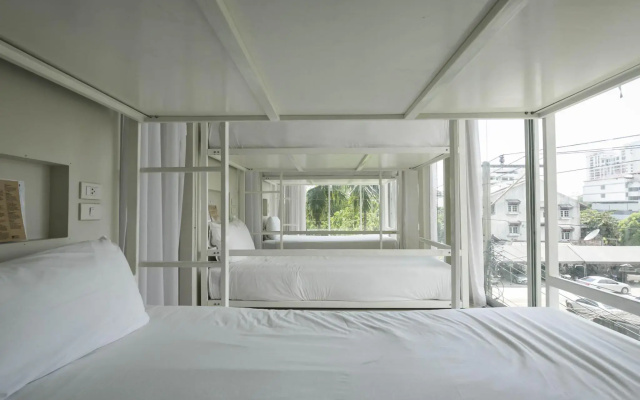 Refillnow! Hostel