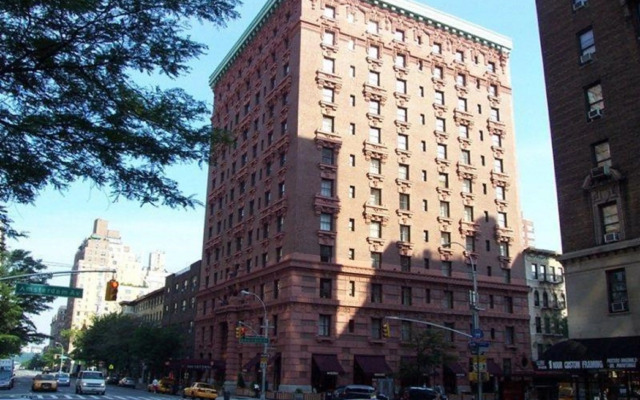 The Lucerne Hotel
