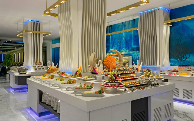 Limak Atlantis De Luxe Hotel & Resort