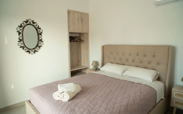 Hello Village Chania