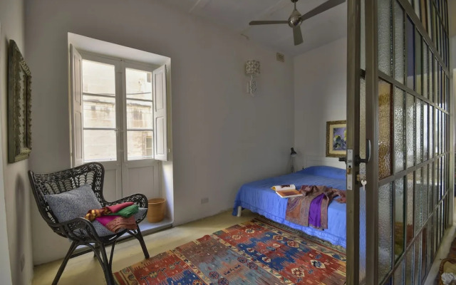 Sea Breeze Apartment