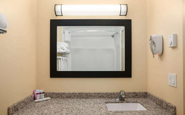 Ramada Limited Golden