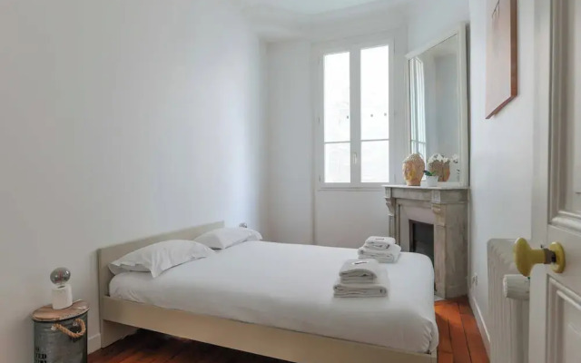 Very Spacious Apartment - 5br/10p - Champs-elysees