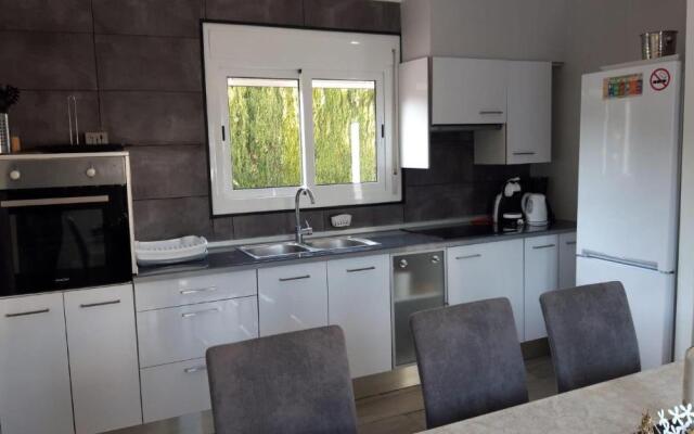 Villa Voor 8 Personen Met Zwembad