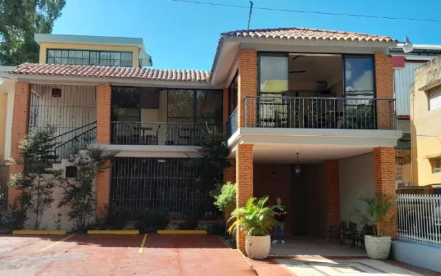 Carey House Hotel