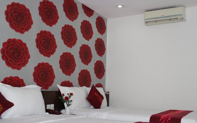 Romantic Hotel