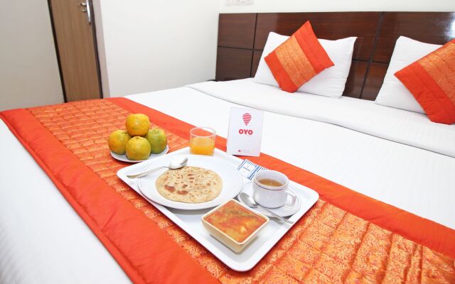 Merriment Hotel Sec 31 by OYO