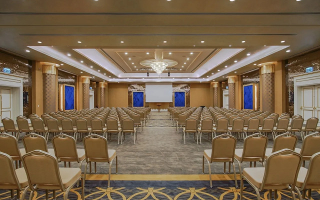 Limak Cyprus Deluxe Hotel