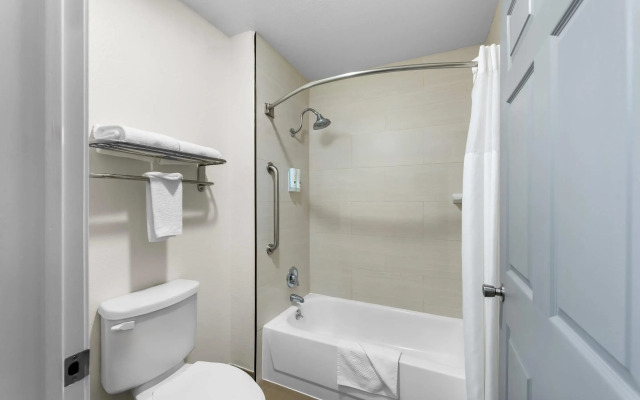 Quality Inn Marshall