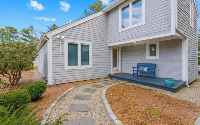 The Endless Summer Hideaway