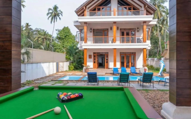 10BHK Super Luxury Villa with Private Pool