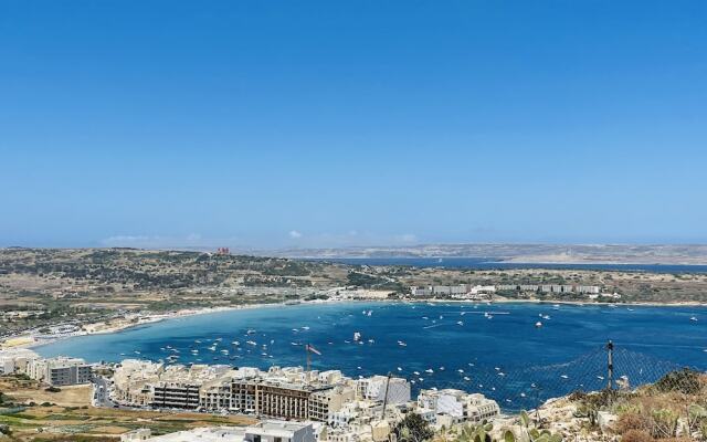 Victoria by Petit Chic