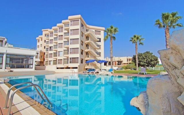 Bay View Apartment