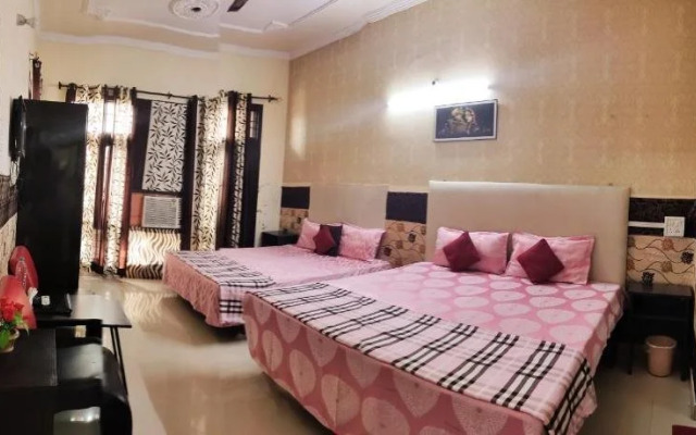 New Chandigarh Holiday Home