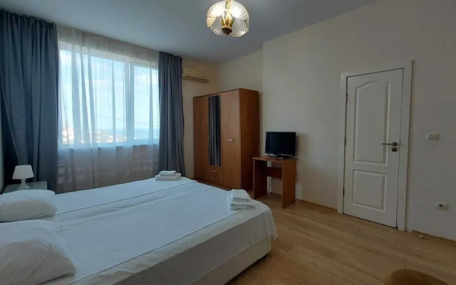 Quartz Hotels Varna Briz