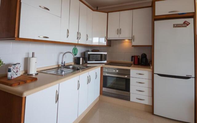 Comfortable apartment with amazing sea views