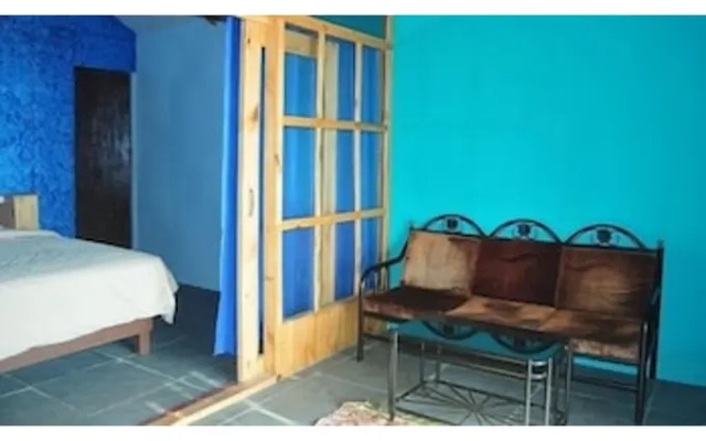 Camp SanFrancisco Guest House