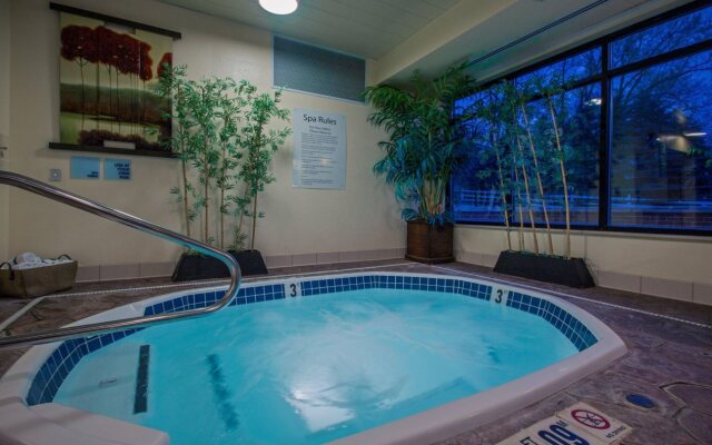 Holiday Inn Express Meadville (I-79 Exit 147a) by IHG